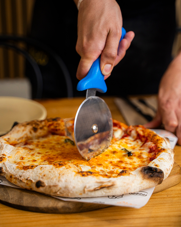 Solo-Castello-Hamburgueseria-Pizzas-home-04